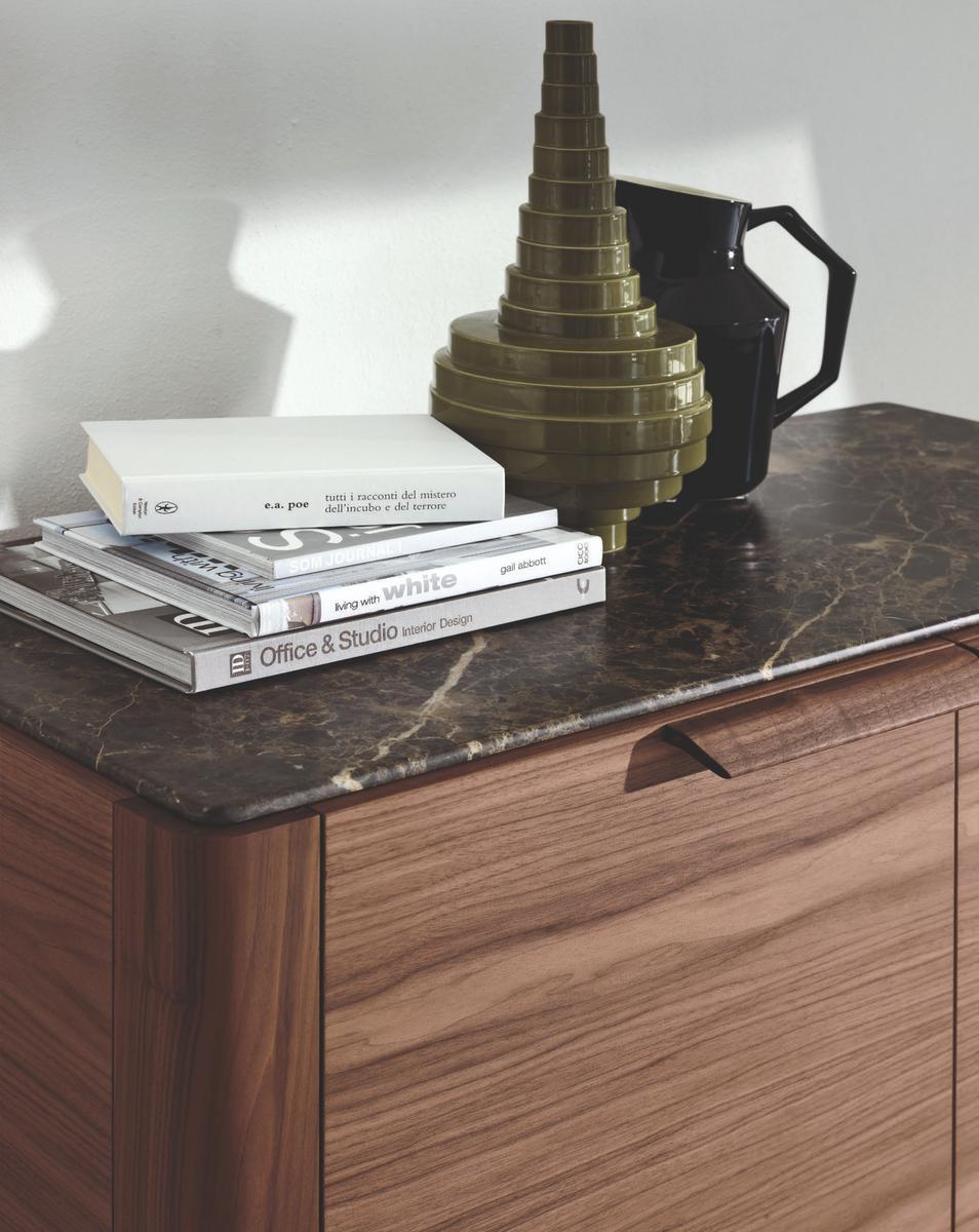 ATLANTE Walnut highboard