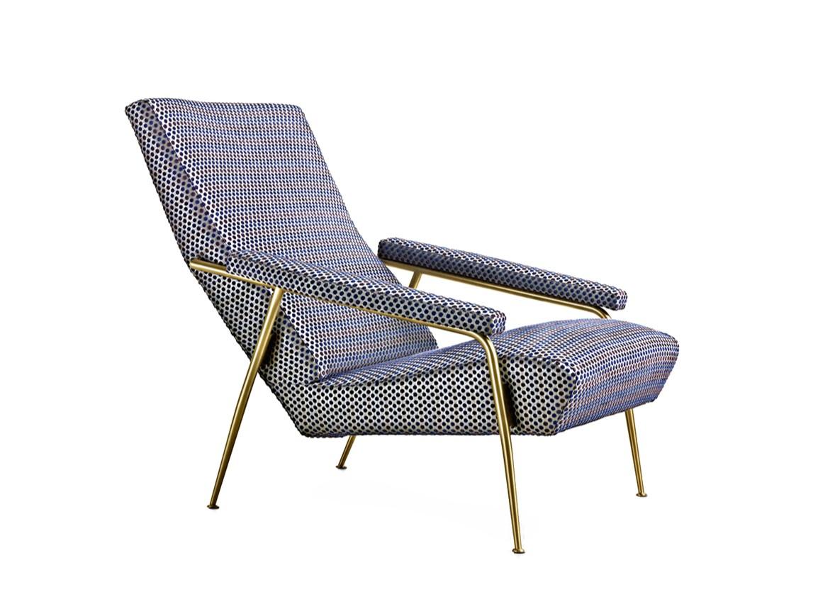 D.153.1 Fabric armchair