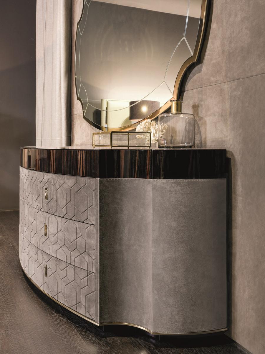 GYLIEN Rounded leather chest of drawers with integrated handles