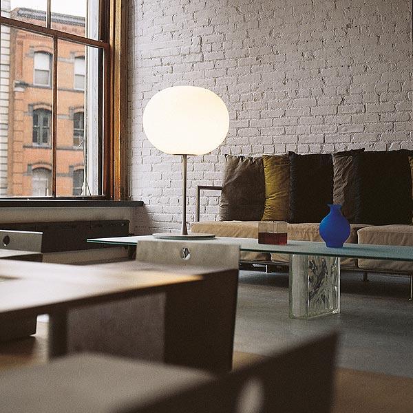 GLO-BALL T Table lamp
