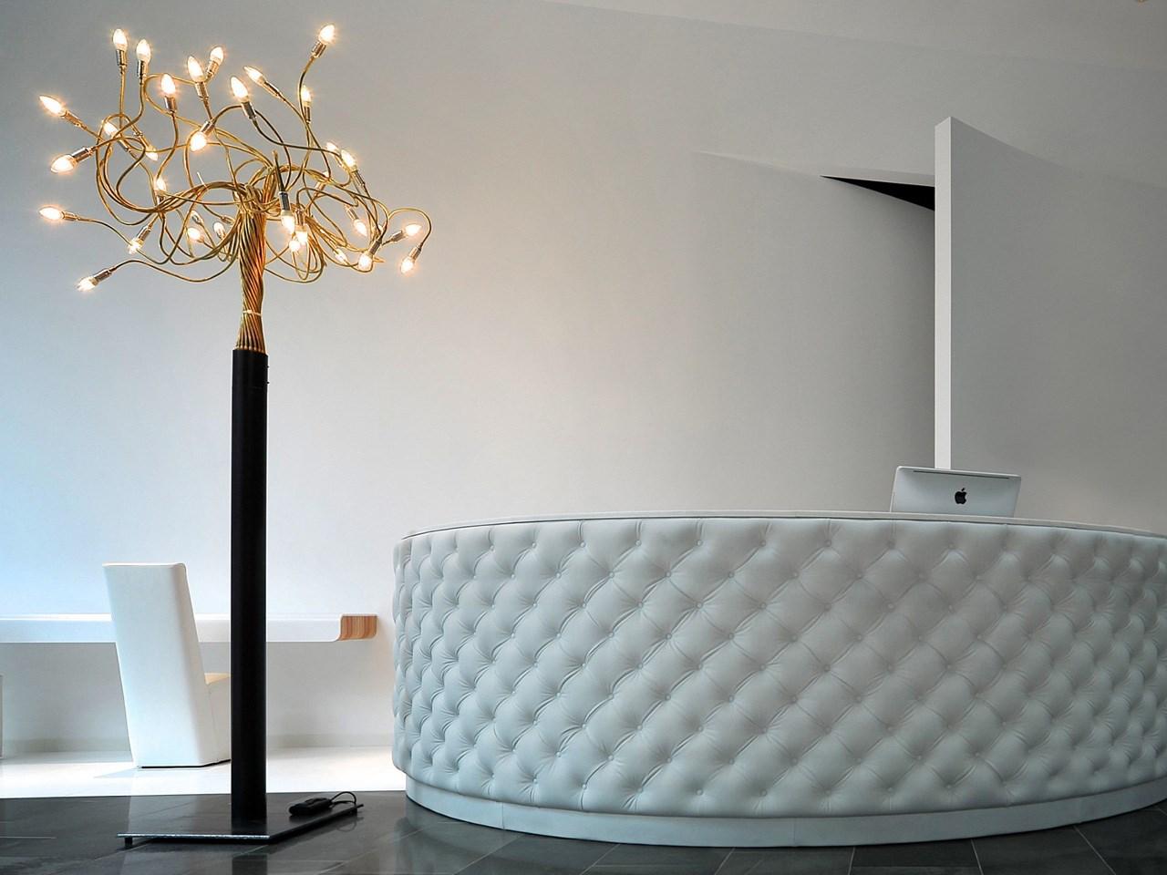 ALBERO DELLA LUCE LED floor lamp
