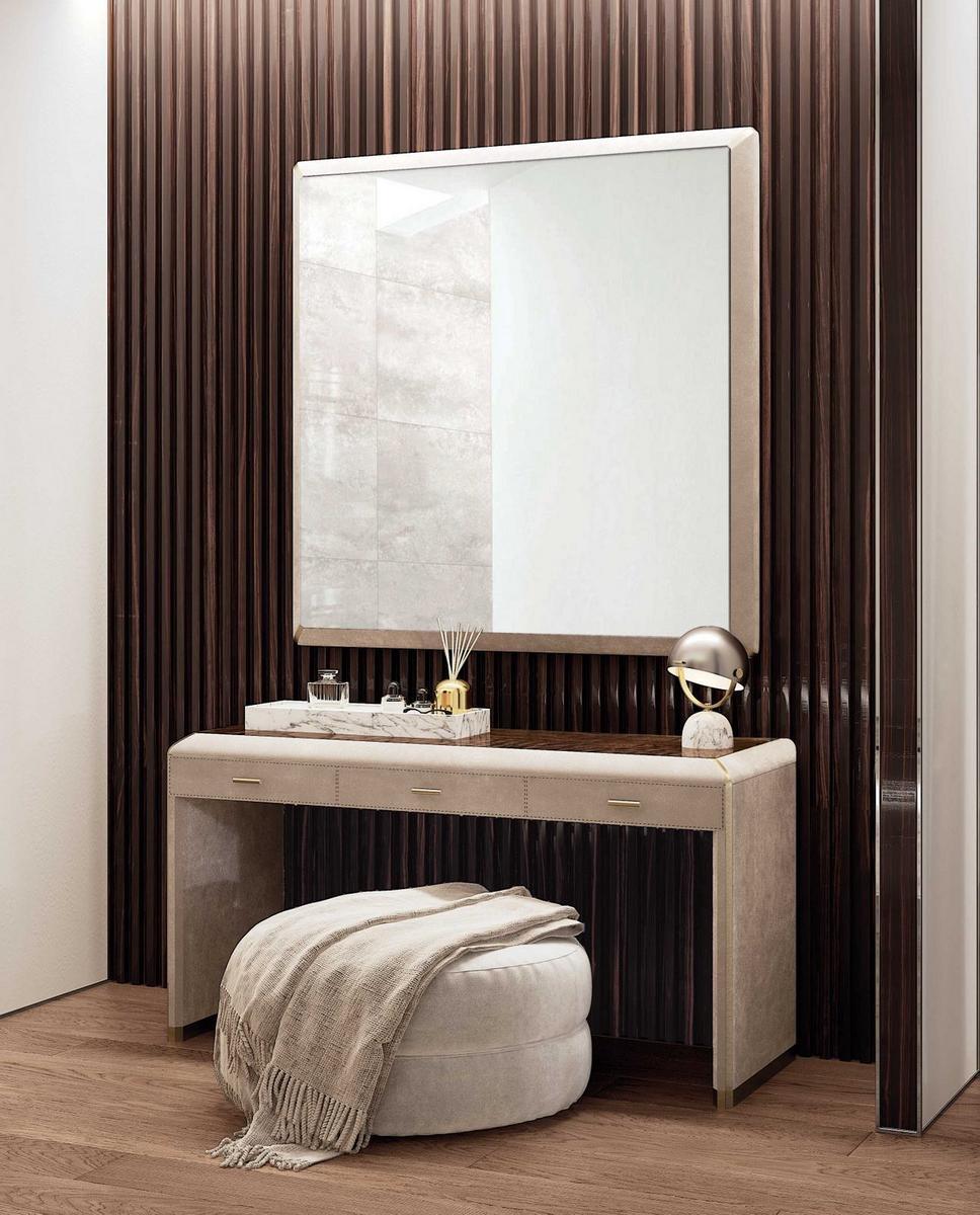 ORION Q Square framed wooden mirror