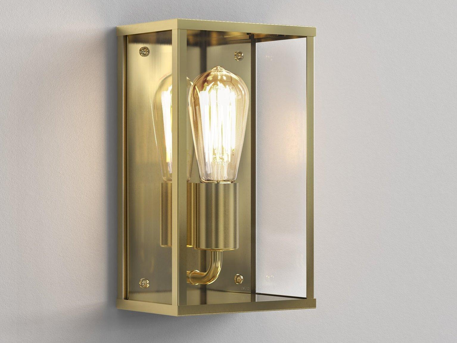 HOMEFIELD COASTAL Brass and glass wall lamp