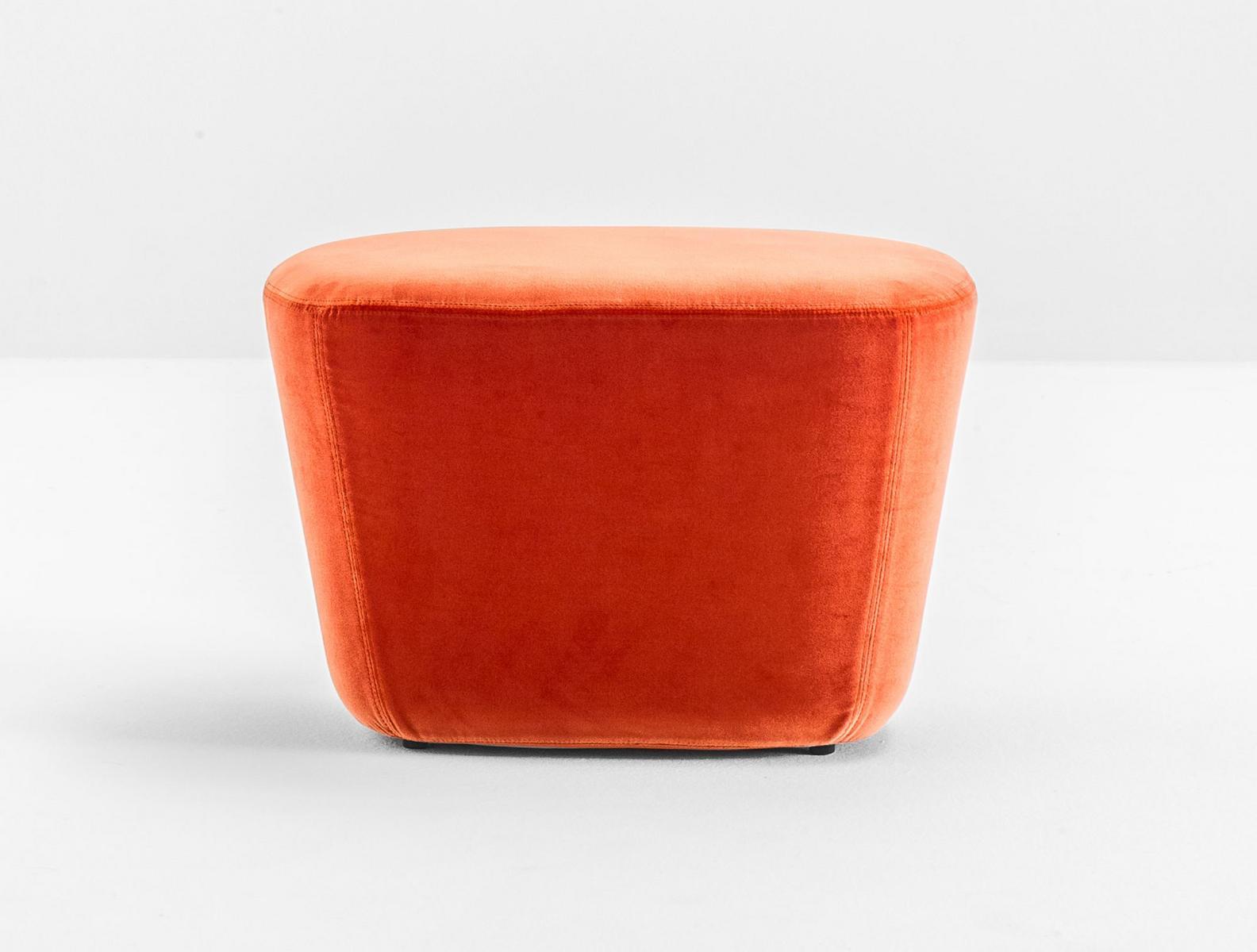 LOG 367 Upholstered fabric pouf