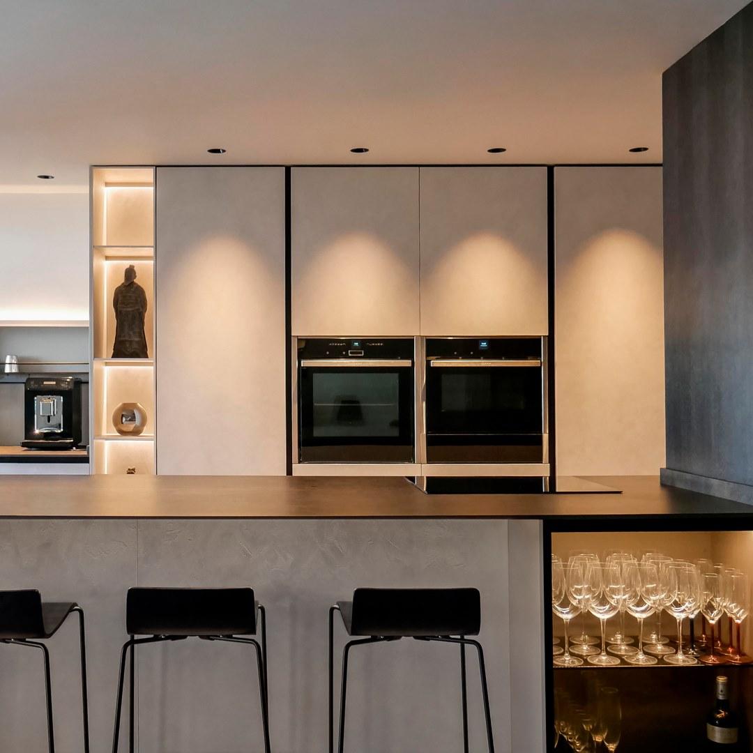 SHOT LIGHT M ASYMMETRIC TRIMLESS LED round recessed aluminium spotlight