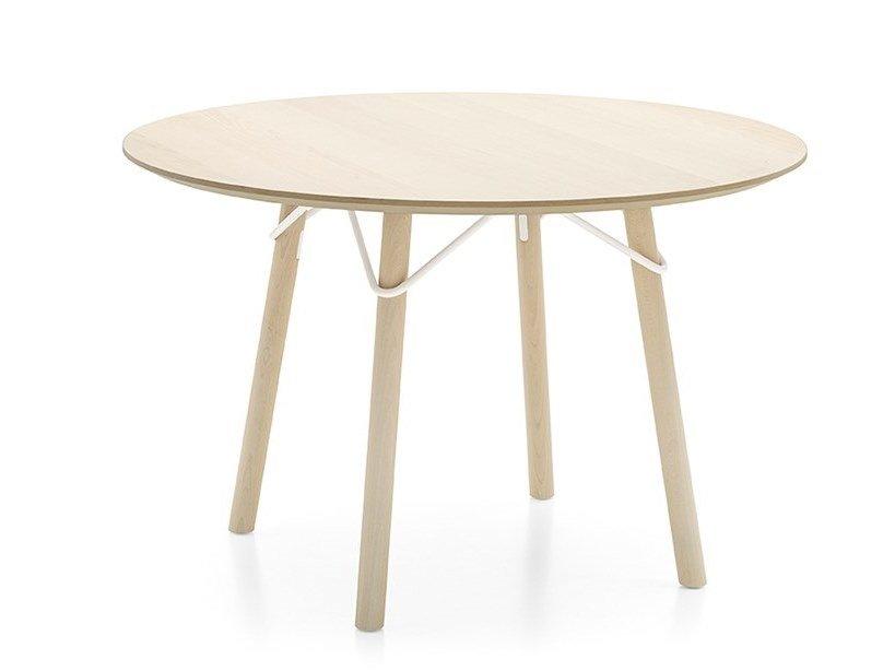 TRIA Round wood veneer table