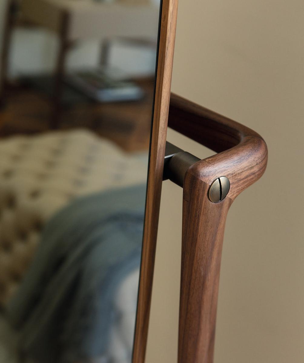 TIMOTHY Tilting freestanding walnut mirror TIMOTHY Tilting freestanding walnut mirror