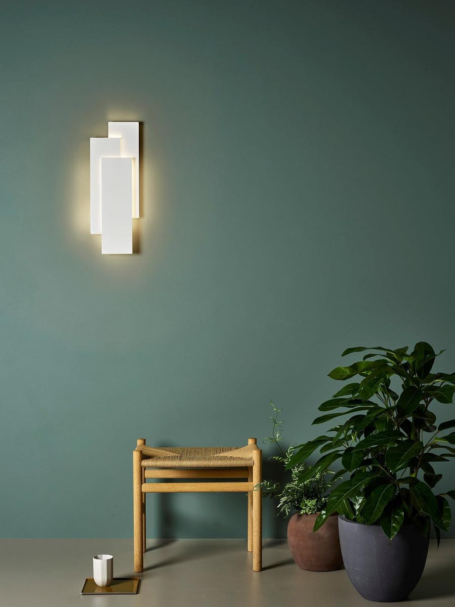 EDGE 560 LED indirect light steel wall lamp