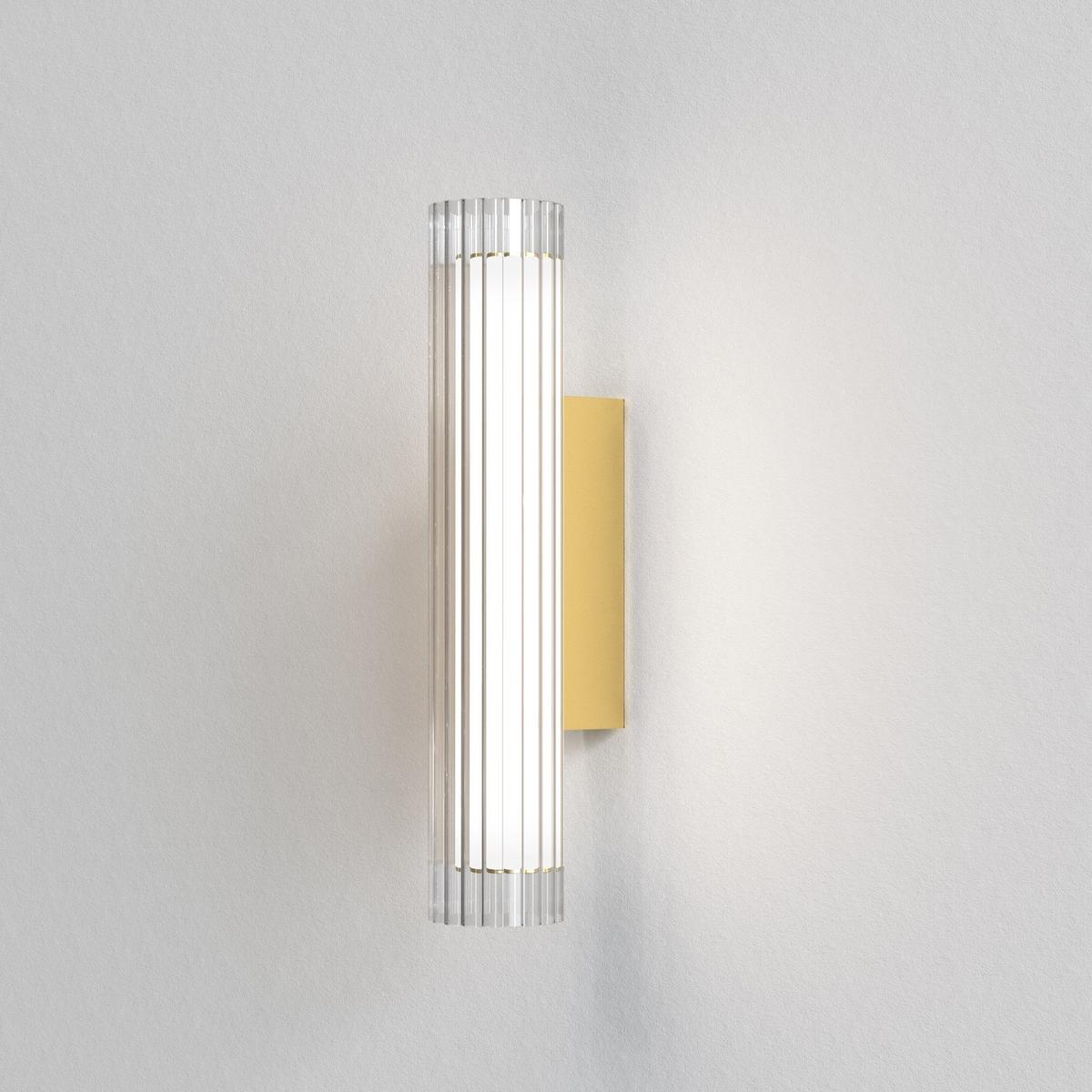IO 420 LED glass wall light