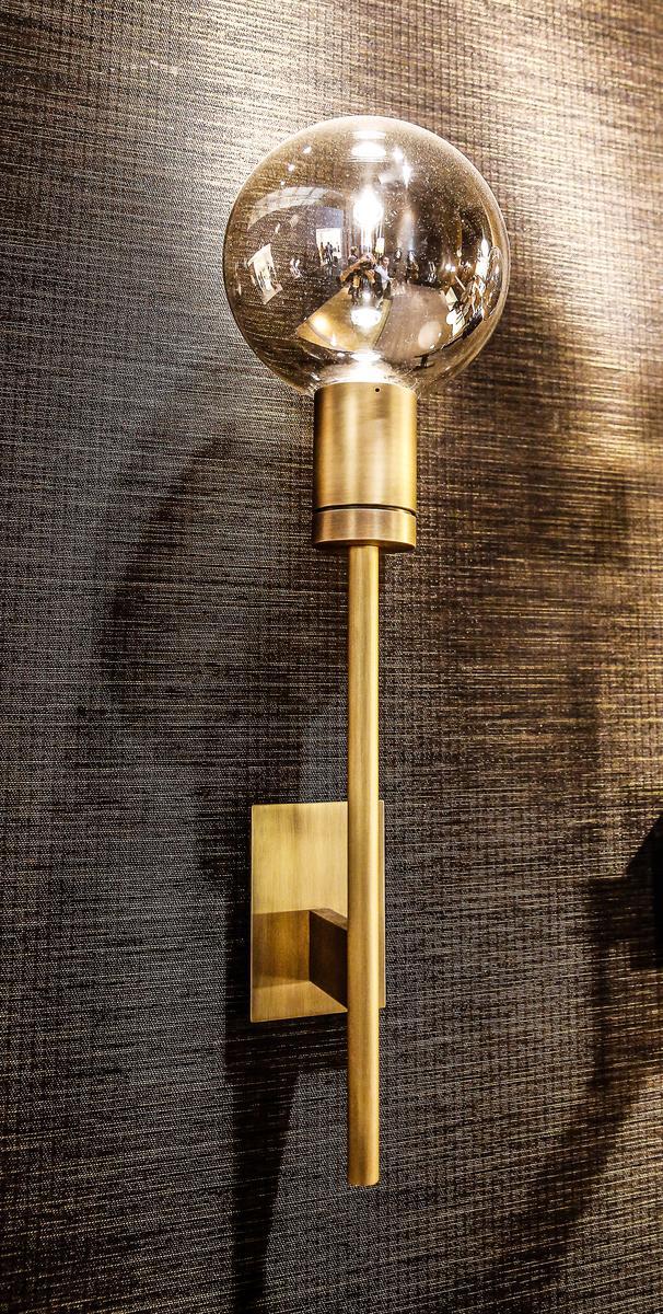 SOLITARIO LED wall lamp