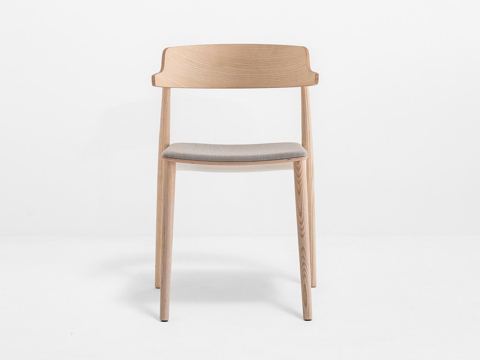 NEMEA 2826 Upholstered restaurant chair