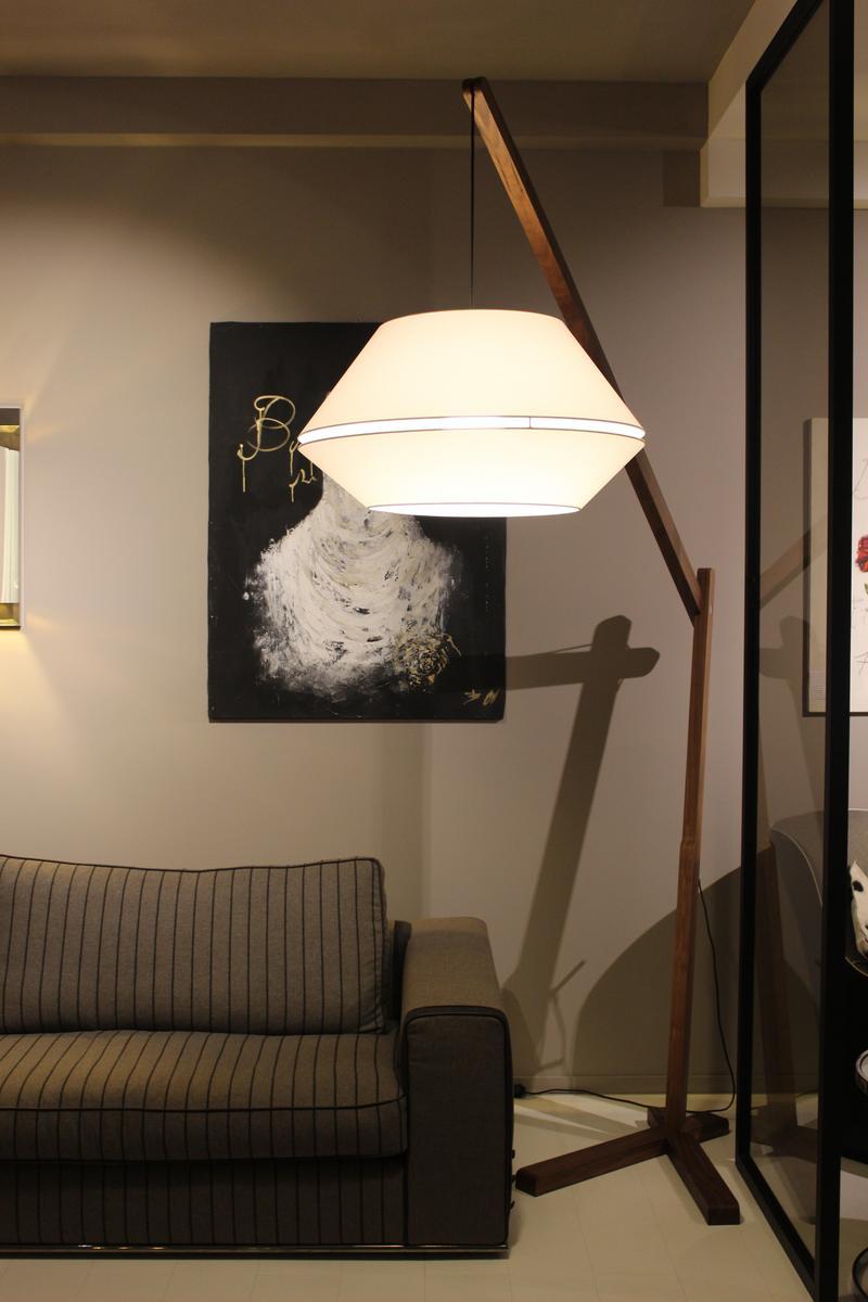 OOPS Adjustable floor lamp