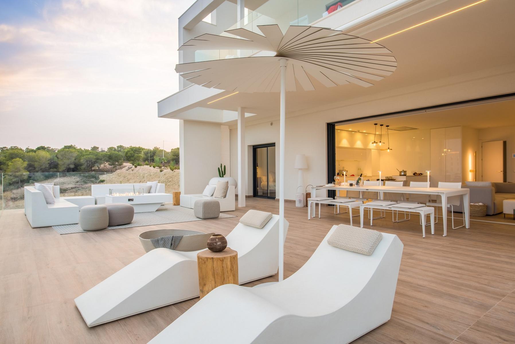 AGUJA LED aluminium wall lamp