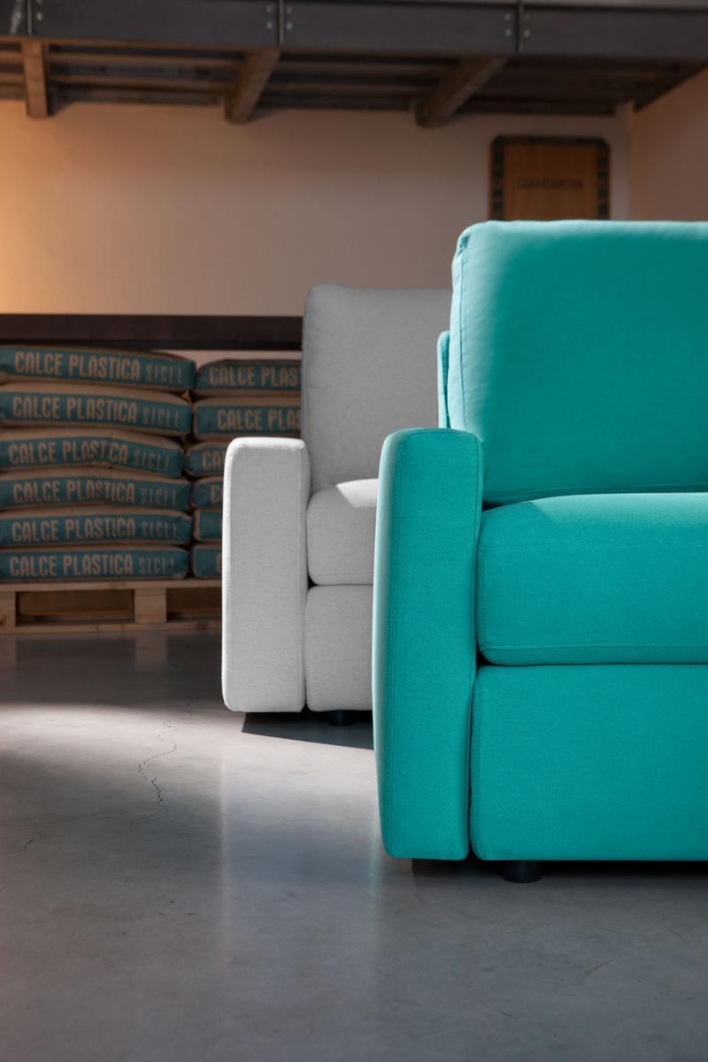 LESLIE Convertible fabric sofa with removable cover