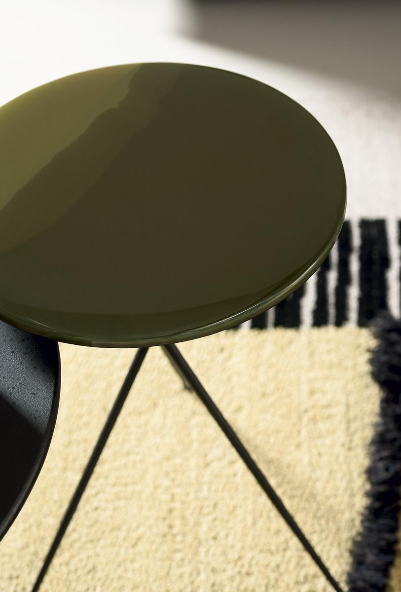 LIQUID Round coffee table