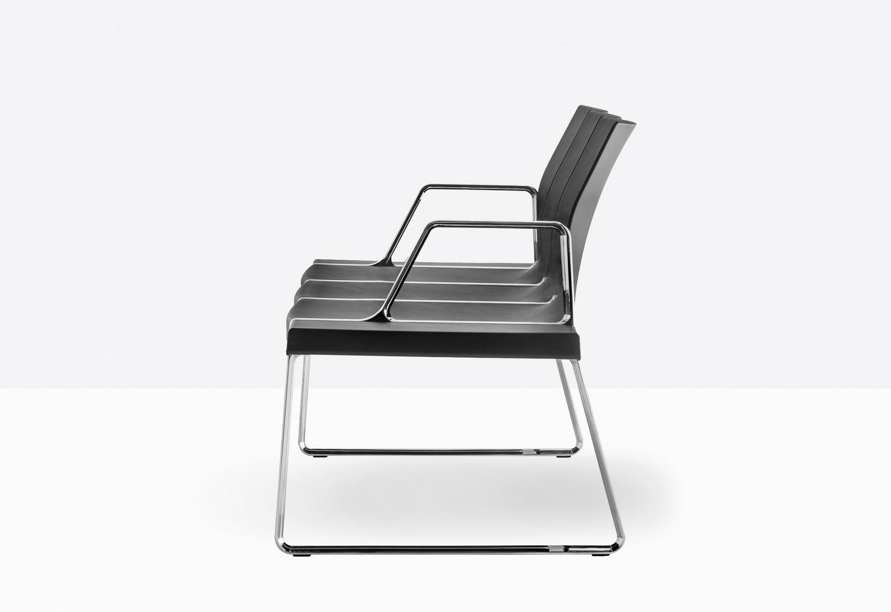 PLURAL P02023/2024/2026/2029 Polypropylene bench with back