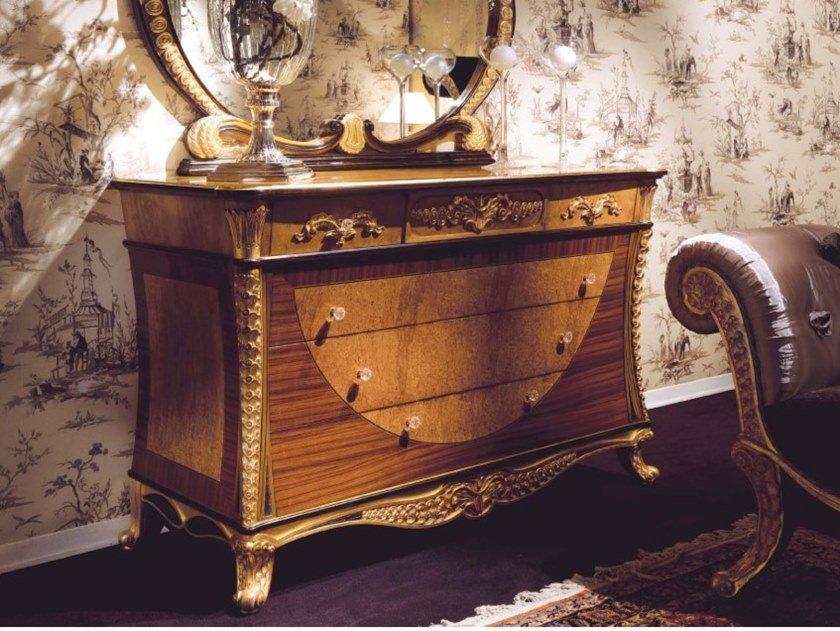 3131 Wooden chest of drawers
