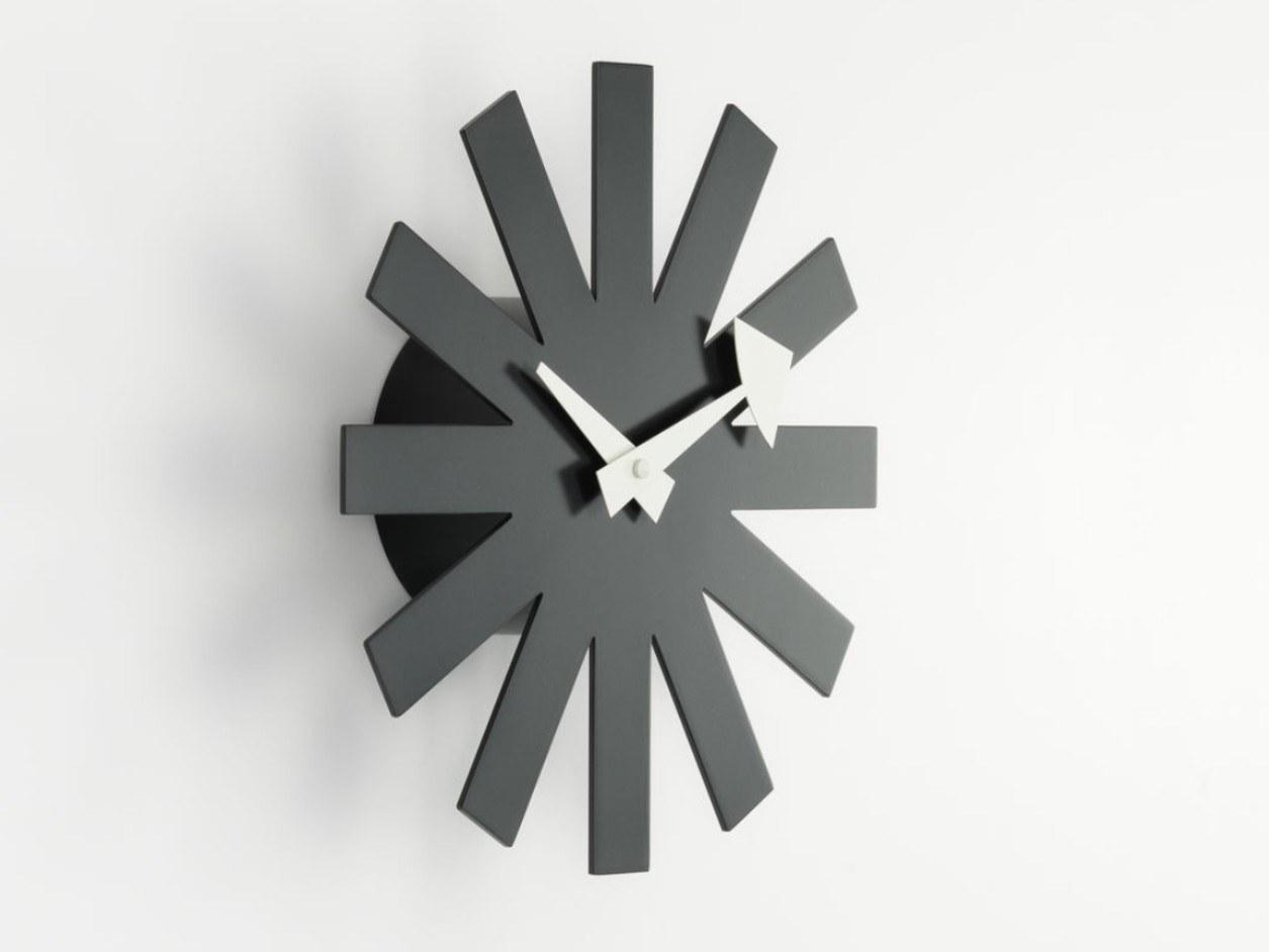 ASTERISK Wall-mounted wooden clock