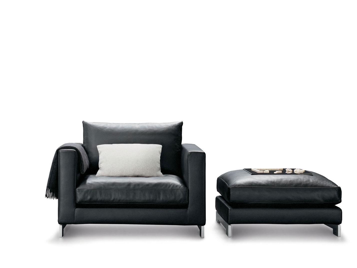 REVERSI Upholstered leather pouf