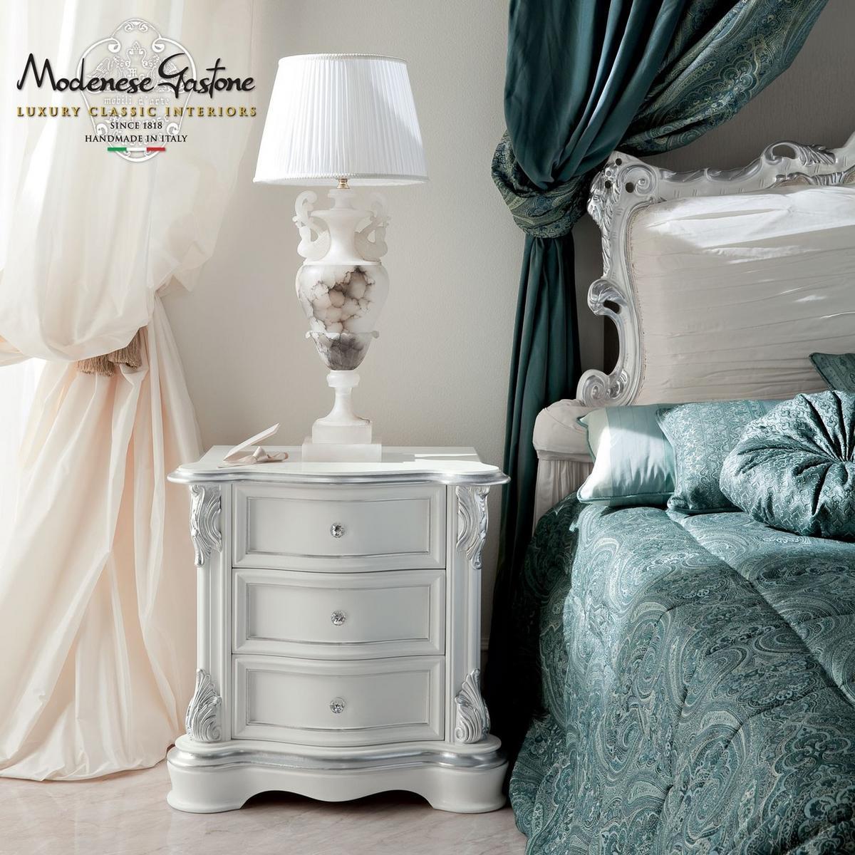 13206 Rectangular bedside table with drawers
