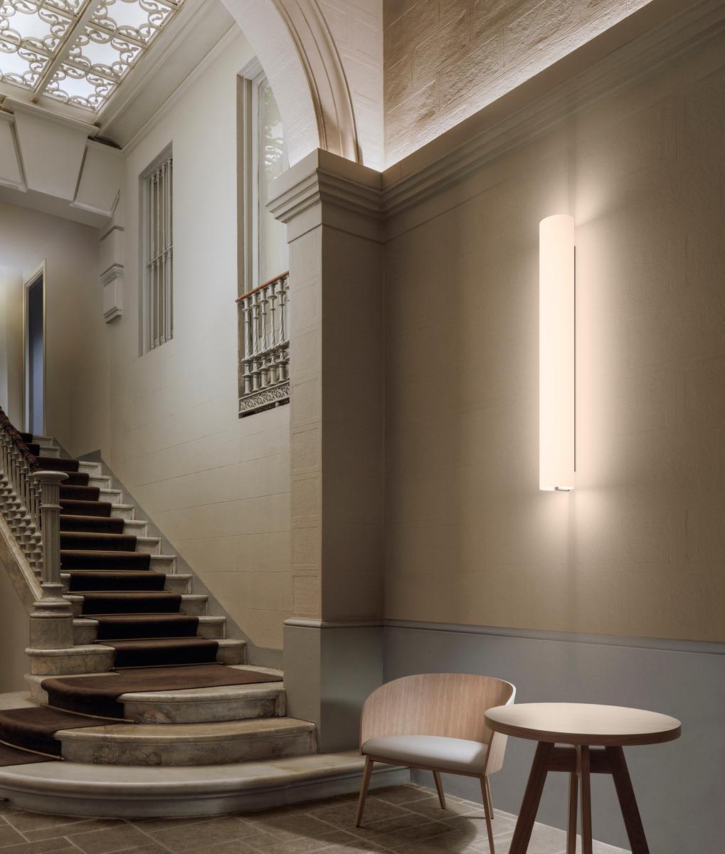 KONTUR 6446 LED wall lamp