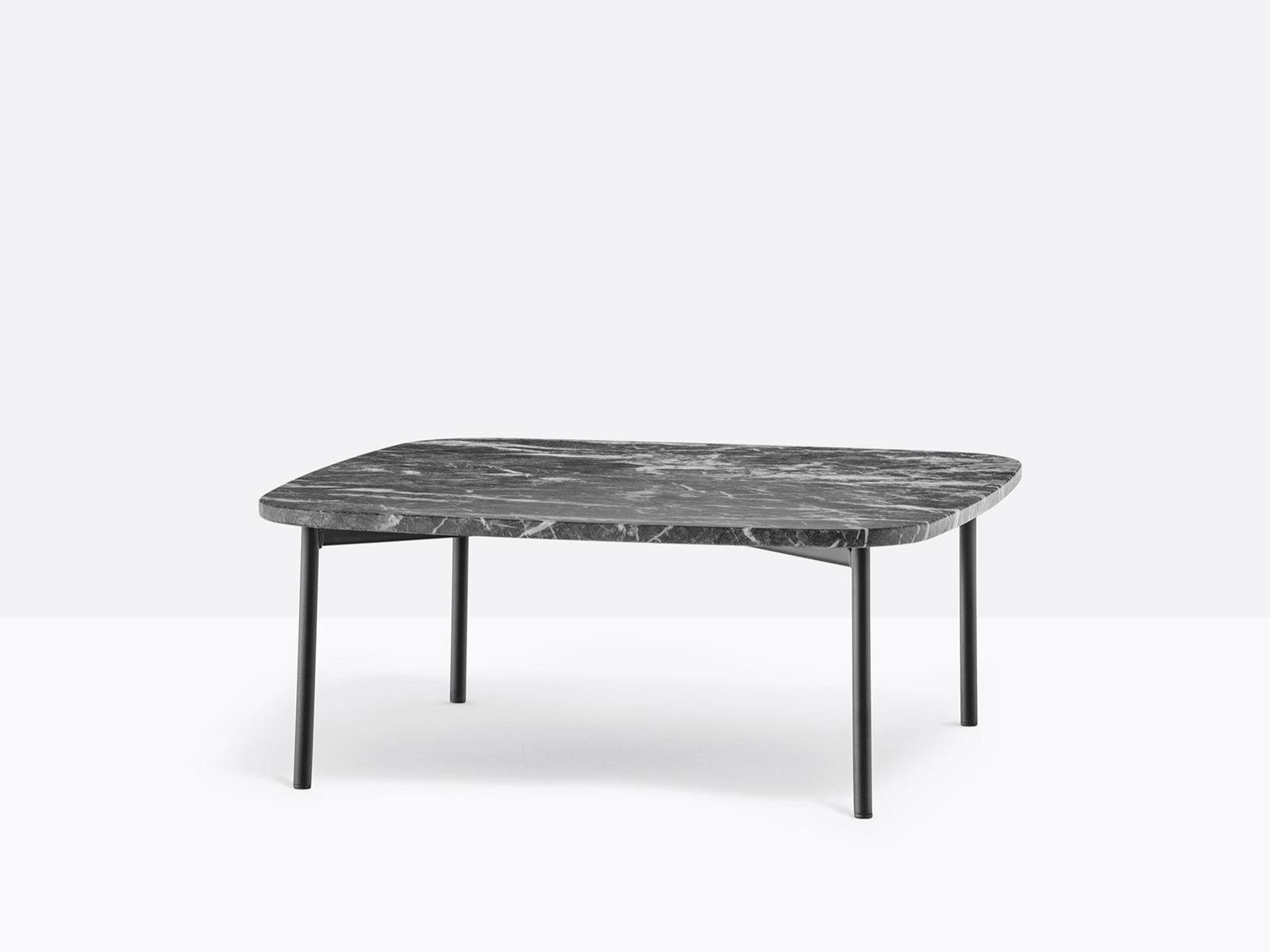 BUDDY 79X79 Low square marble coffee table