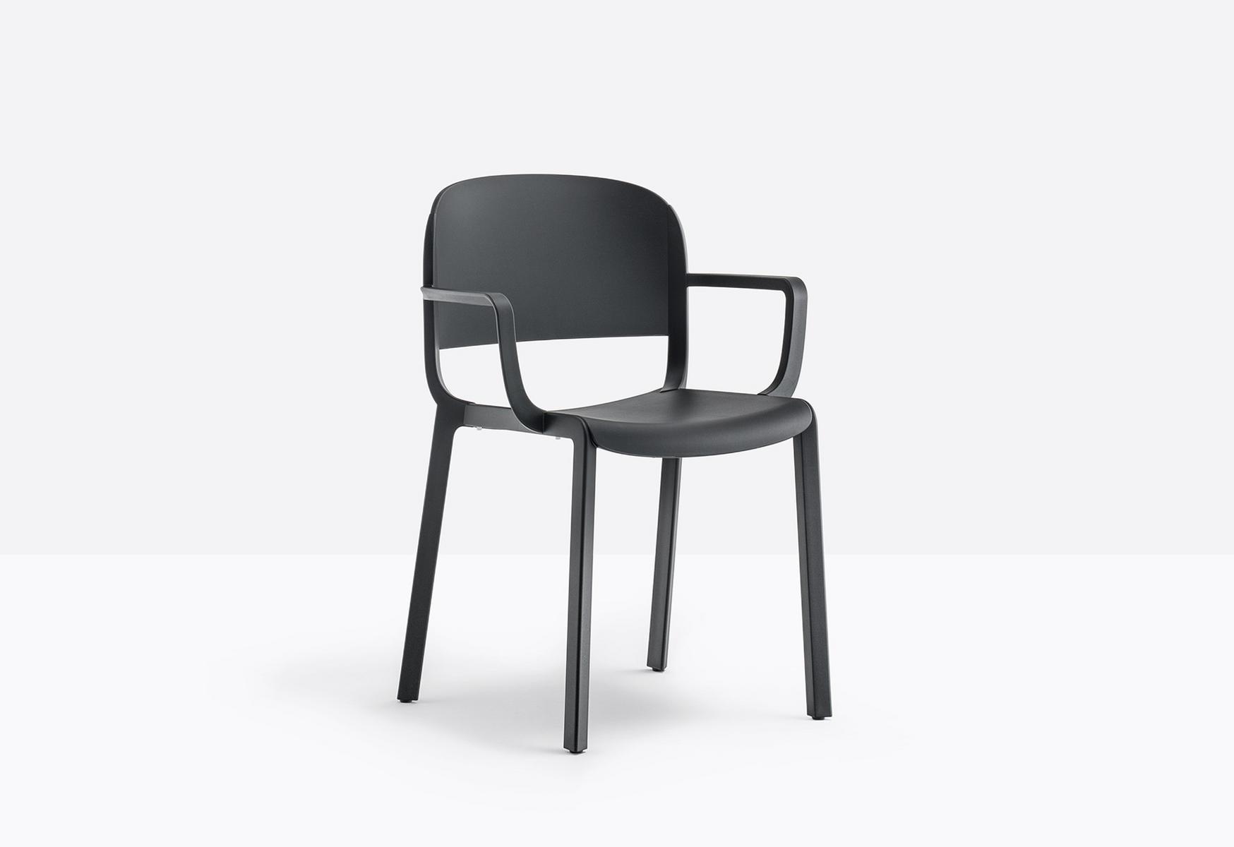DOME 265 Polypropylene chair with armrests