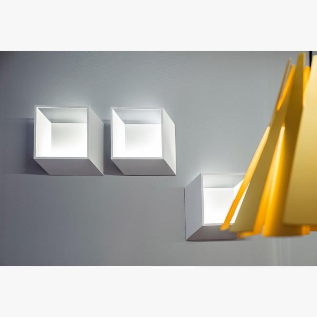 FORTY-5 LED wall lamp