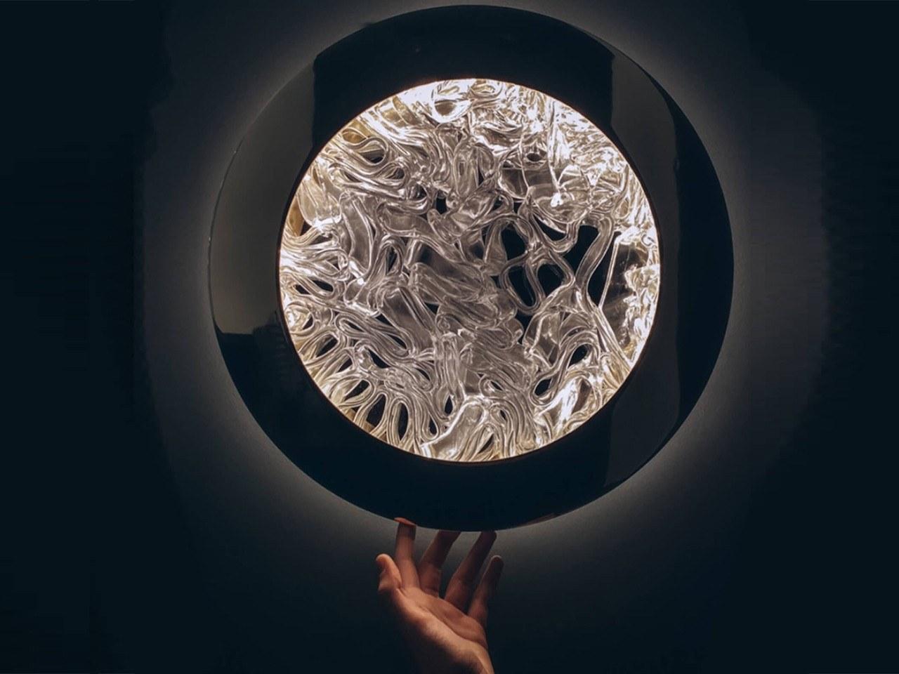 DEDALO LED glass wall lamp with metal frame