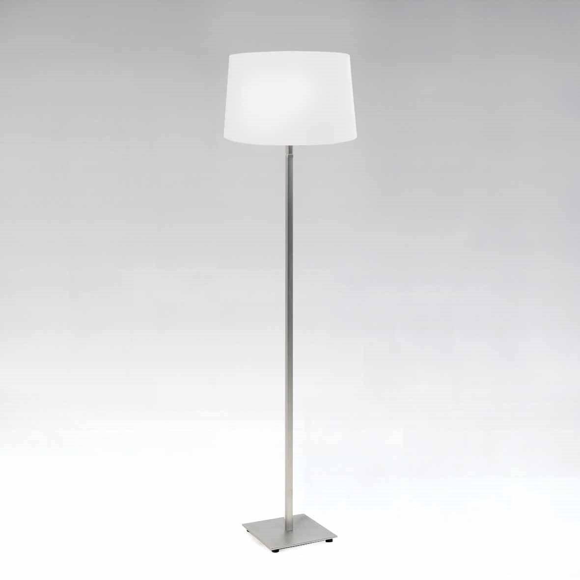 AZUMI Steel floor lamp