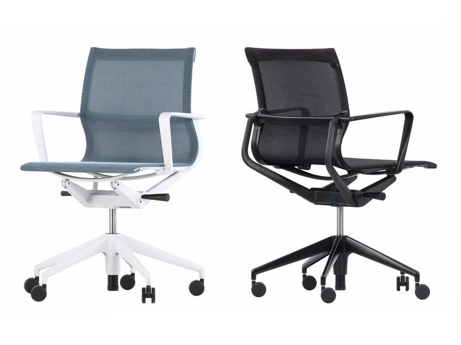 PHYSI Swivel office chair with armrests