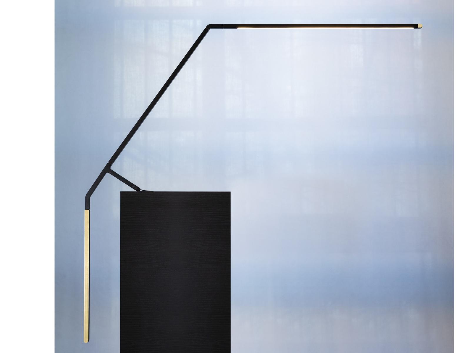 BIRD LED adjustable extruded aluminium table lamp BIRD LED adjustable extruded aluminium table lamp