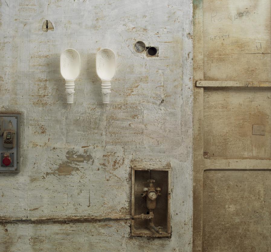 WORK IN PROGRESS Direct light ceramic wall lamp