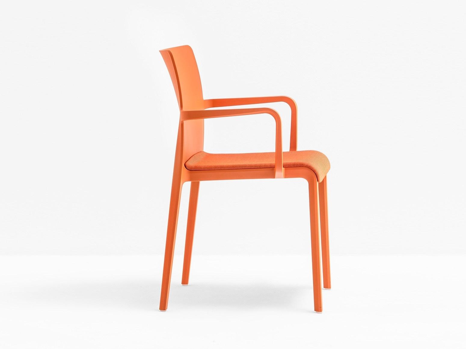 VOLT 674 Stackable plastic chair with armrests