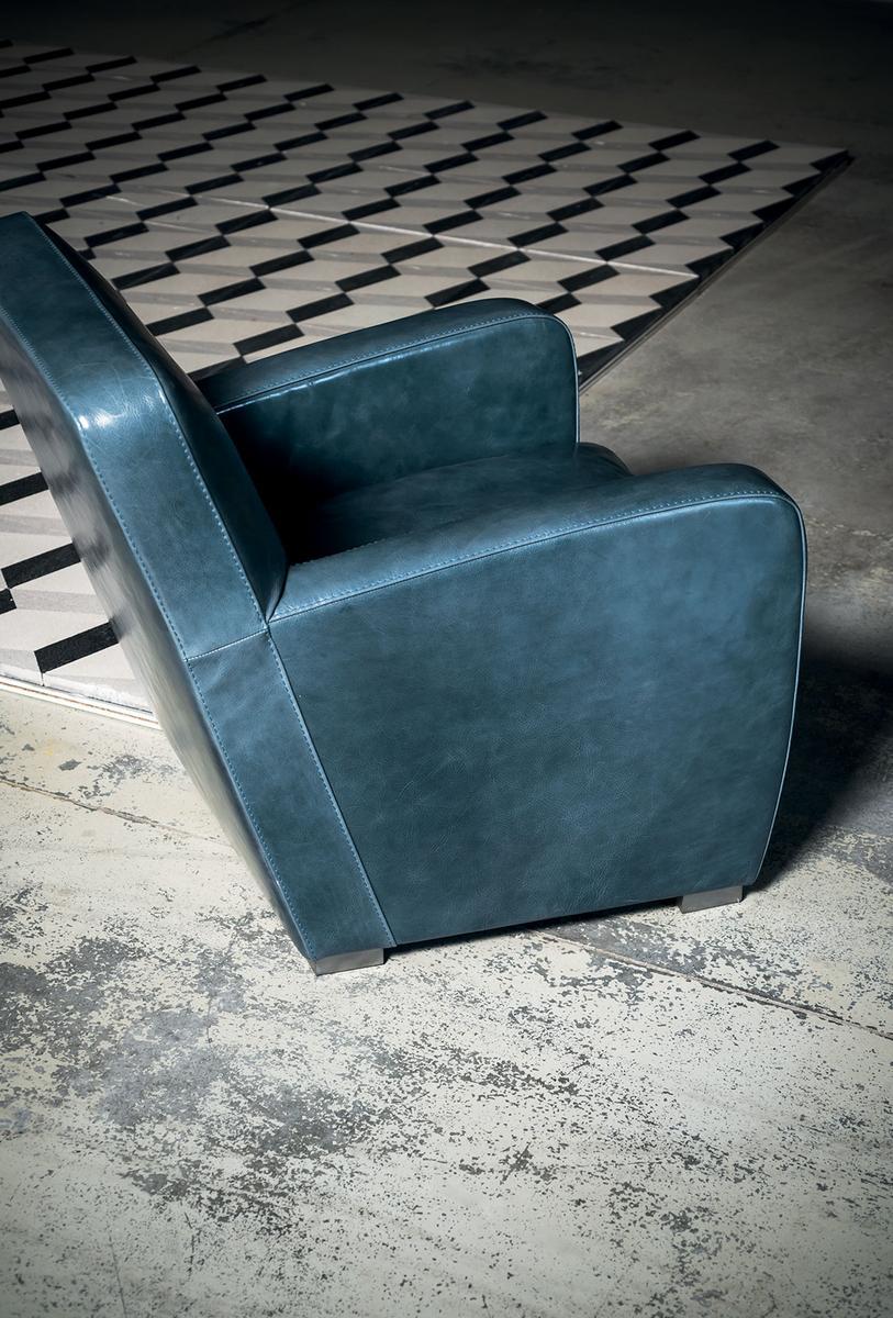 BERLINO Leather armchair