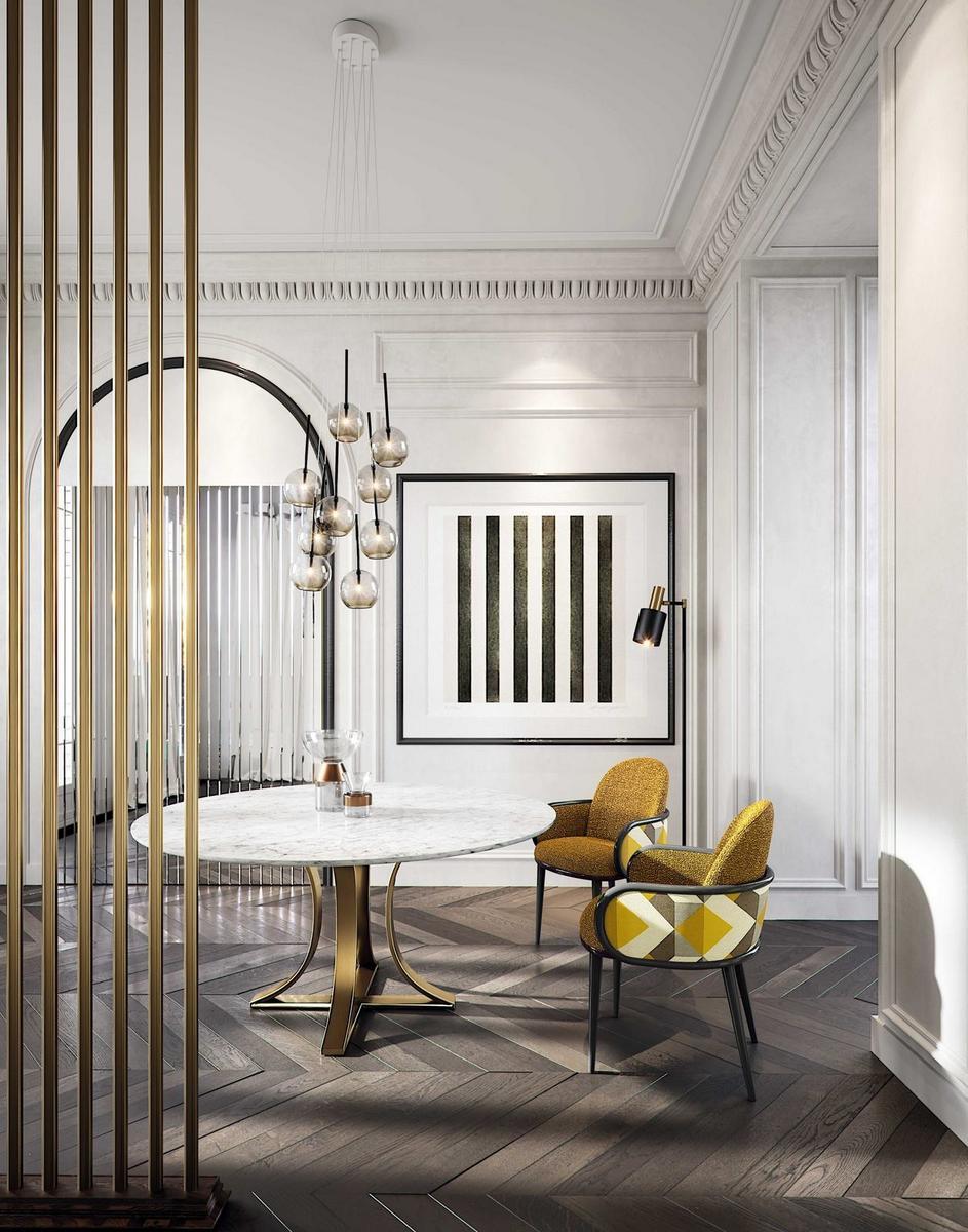 MUST T Round wooden dining table