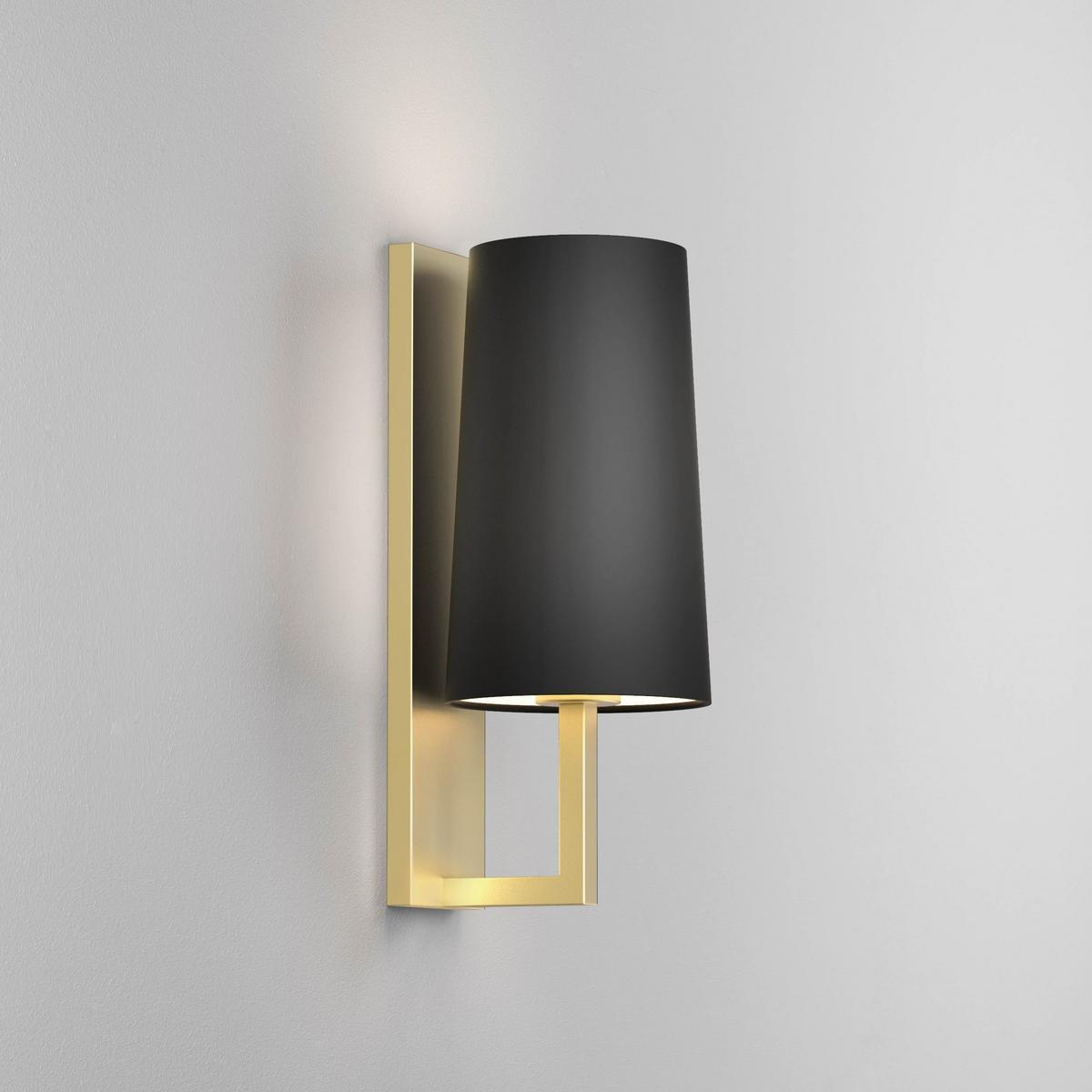RIVA Aluminum wall lamp and fabric lampshade