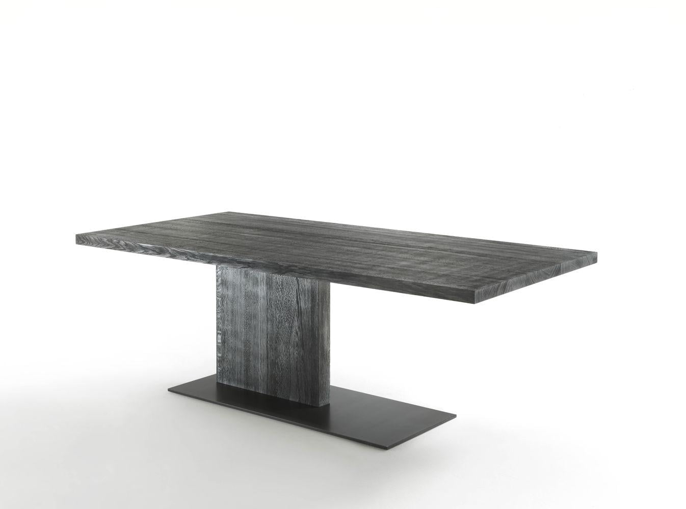 LIAM Rectangular wood table