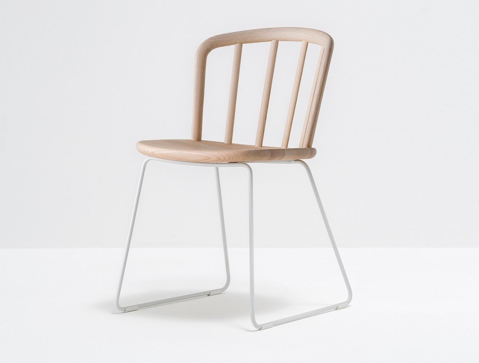 NYM 2850 Sled base ash chair