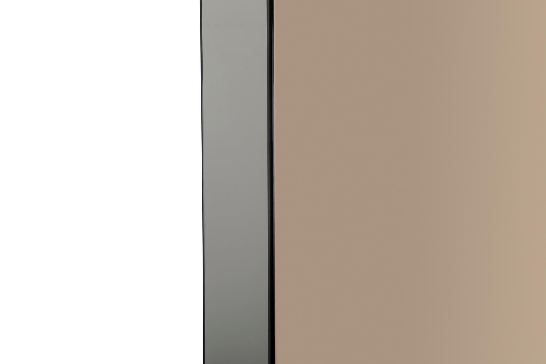 IO&TE Square wall-mounted mirror