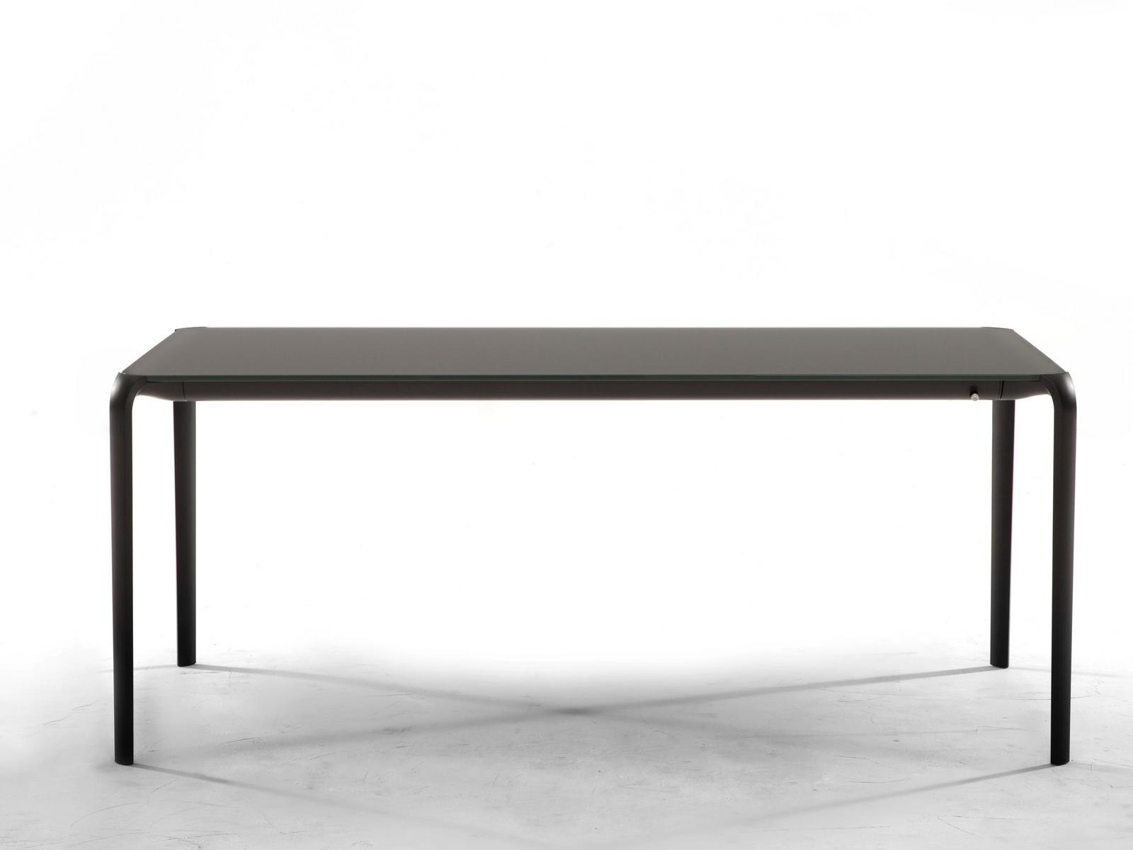 LIGHT Extending rectangular table