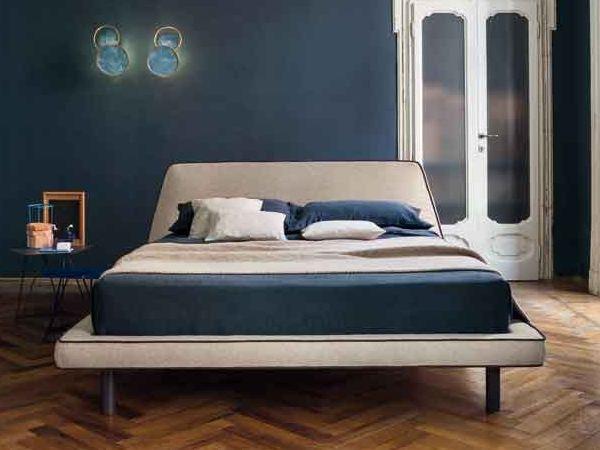 JOE Upholstered bed