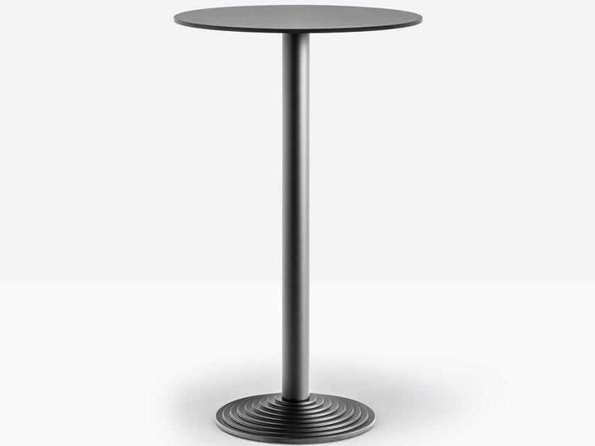 STEP Round metal table