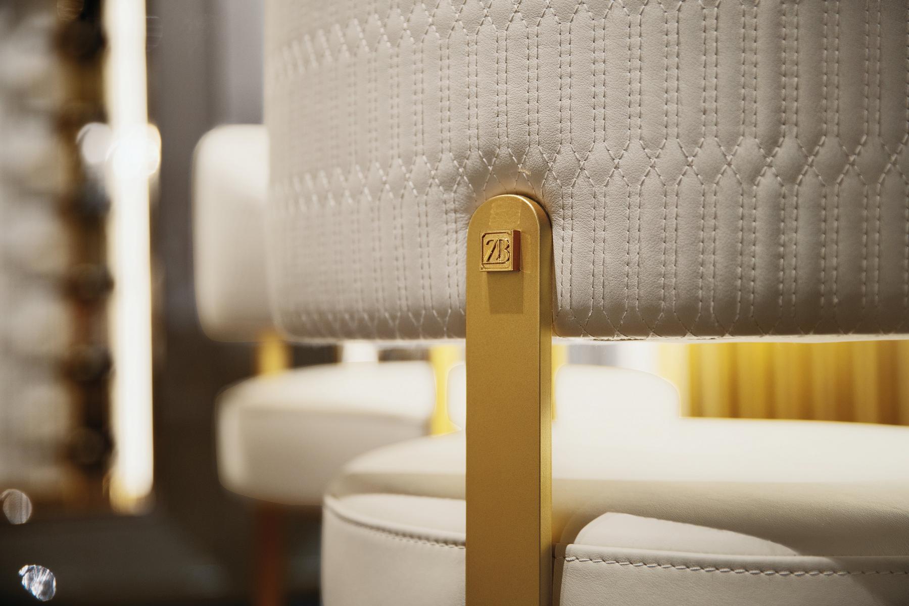 ARISTON High upholstered leather barstool