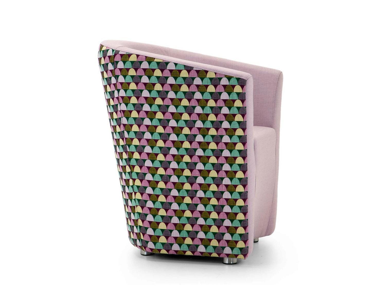 CARVER Upholstered lobby chair with armrests