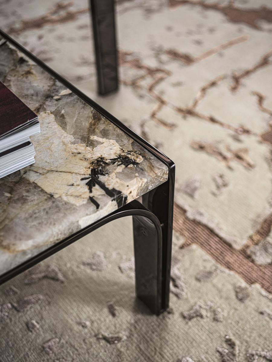 EDGE Square metal coffee table
