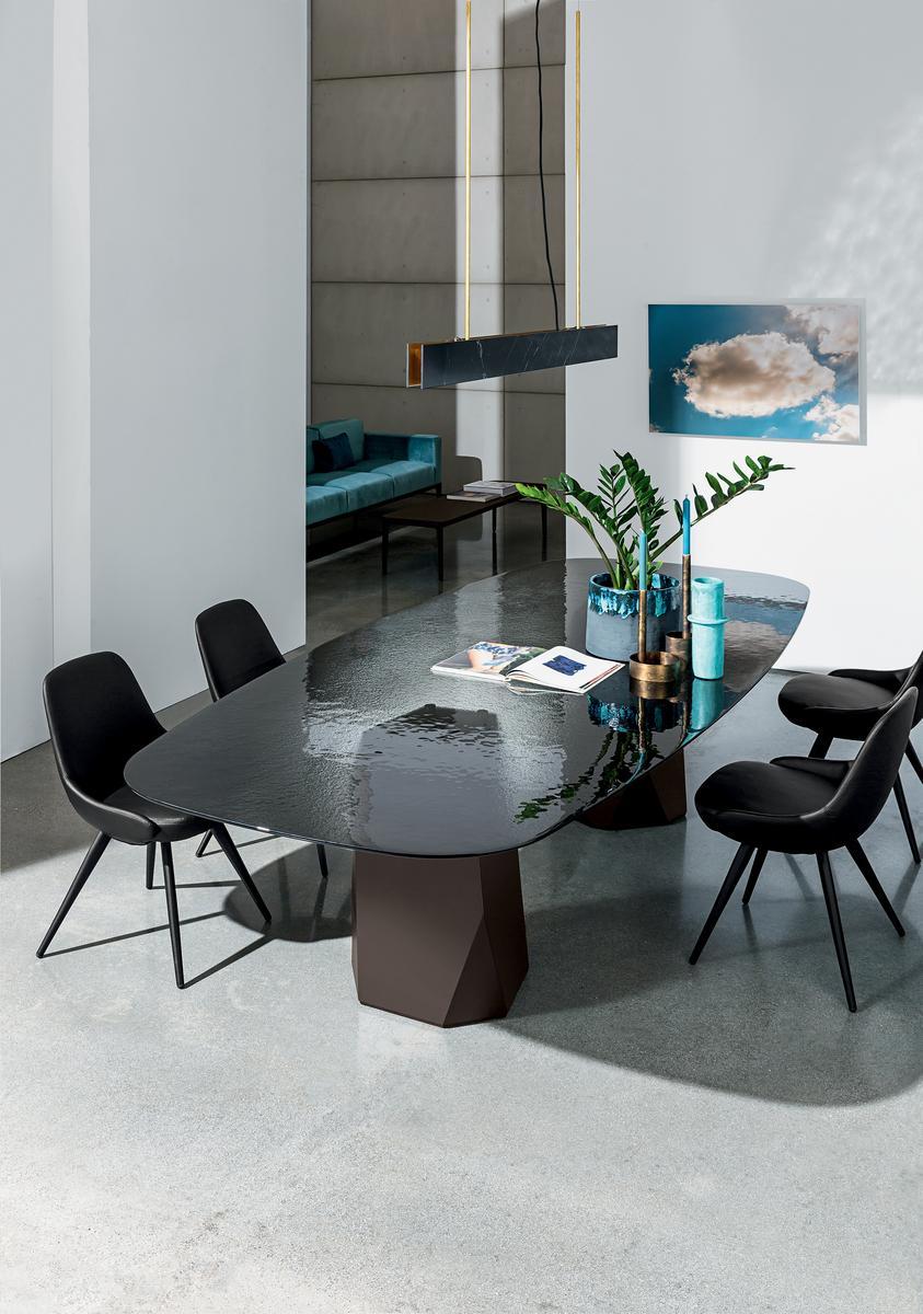 CADIRA S Upholstered leather chair