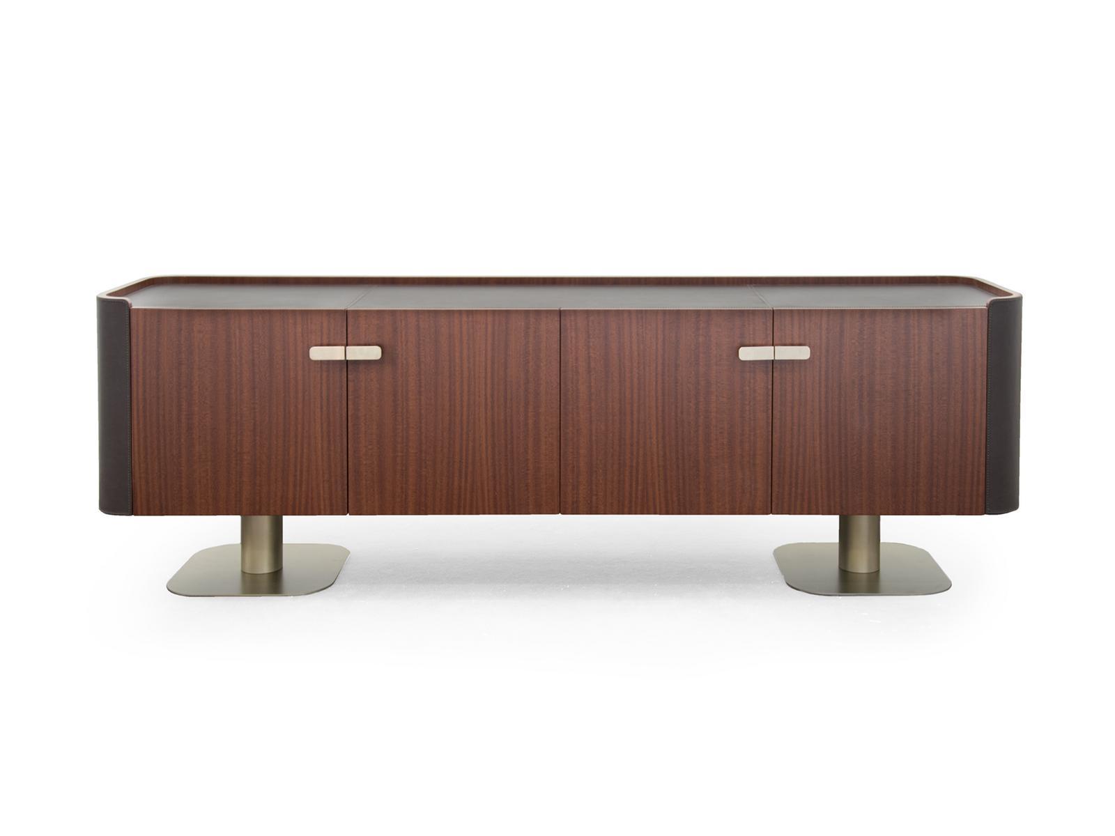 OVERSEAS Sideboard with doors