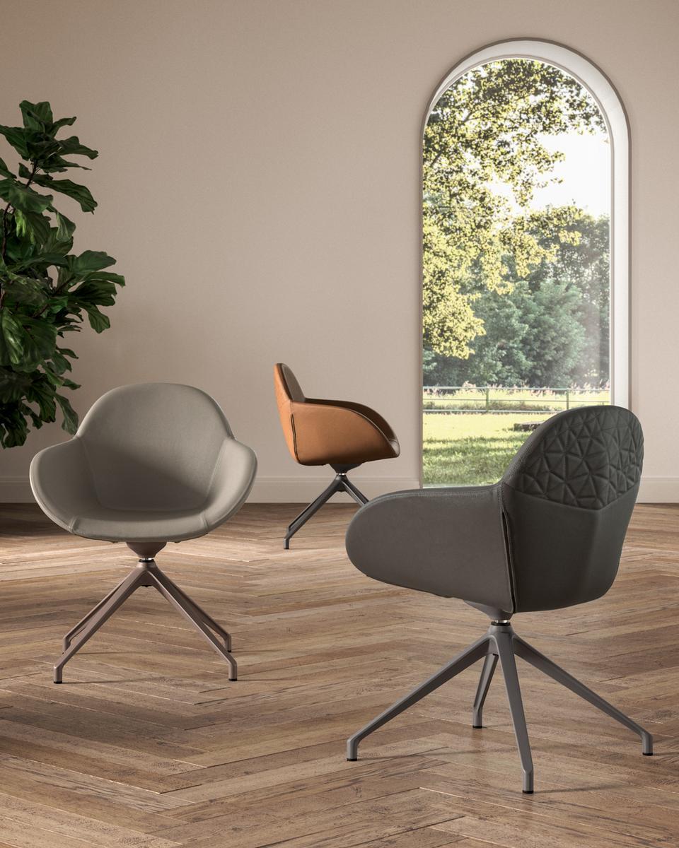 ZELDA Swivel upholstered chair