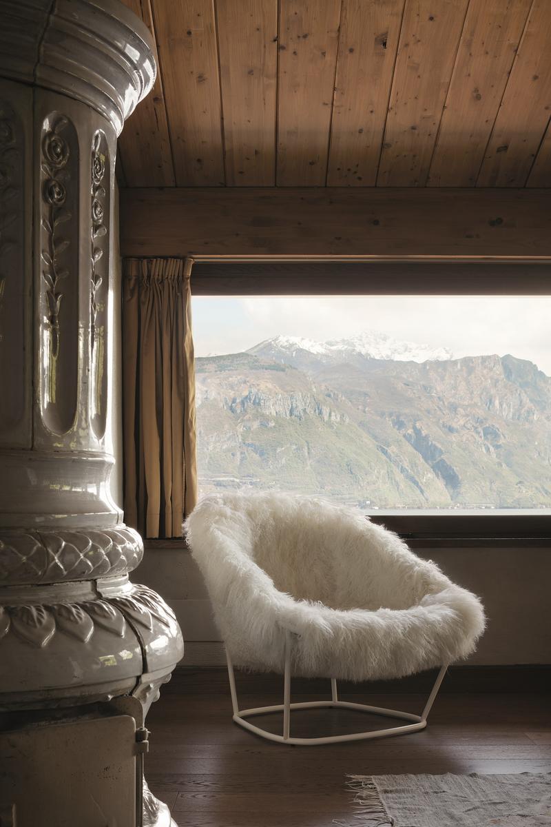KATRIN Upholstered fur armchair